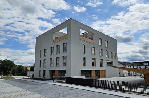 BUDEX HUB (2)